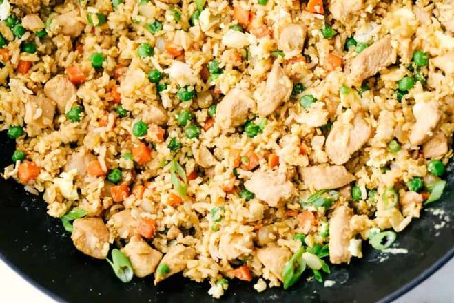 Riz frit au poulet / Chicken Fried Rice 鸡肉炒饭